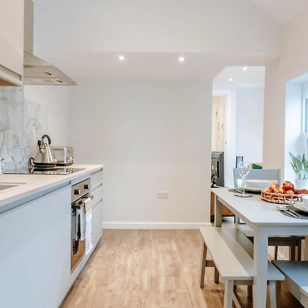 Mayfield Two - Central Harrogate Apartment Esterno foto